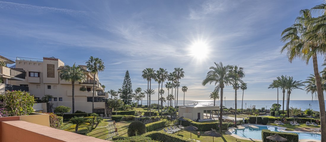 Apartment in Estepona, Andalusia, Spain 4 - 17347036