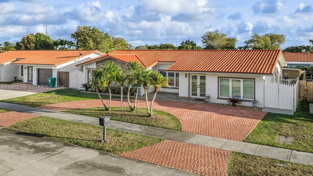 House in Miami, Florida, United States 1 - 17350280