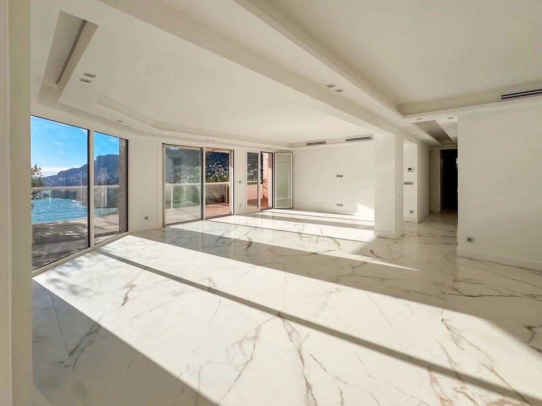 Villa in French Riviera, Provence-Alpes-Côte d'Azur, France 2 - 17352793