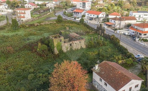 Land in Sanfins Lamoso Codessos, Porto District, Portugal 1
