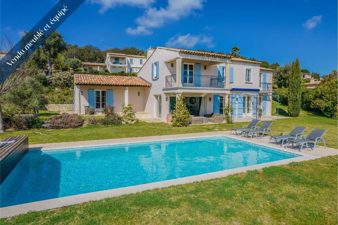 Villa in Grimaud, Provence-Alpes-Côte d'Azur, France 1 - 17347051