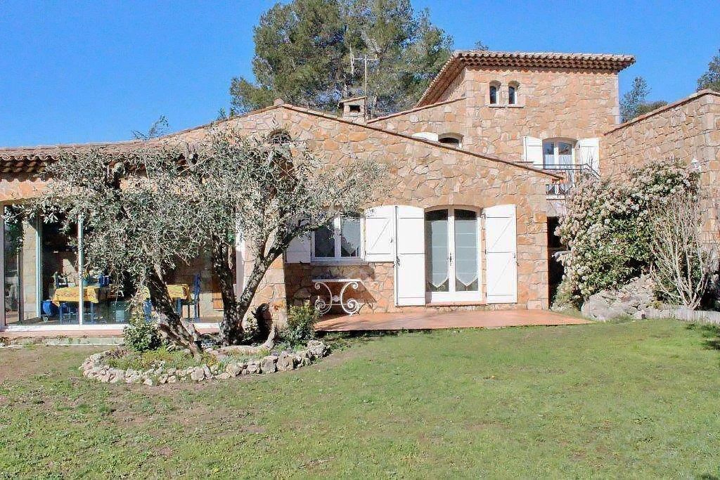 Country House in Bagnols-en-Forêt, Provence-Alpes-Côte d'Azur, France 3 - 17353882