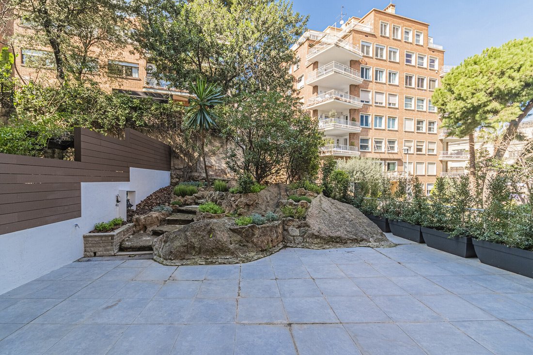 Apartment in Ciutat Vella, Barcelona, Spain 1 - 17355218