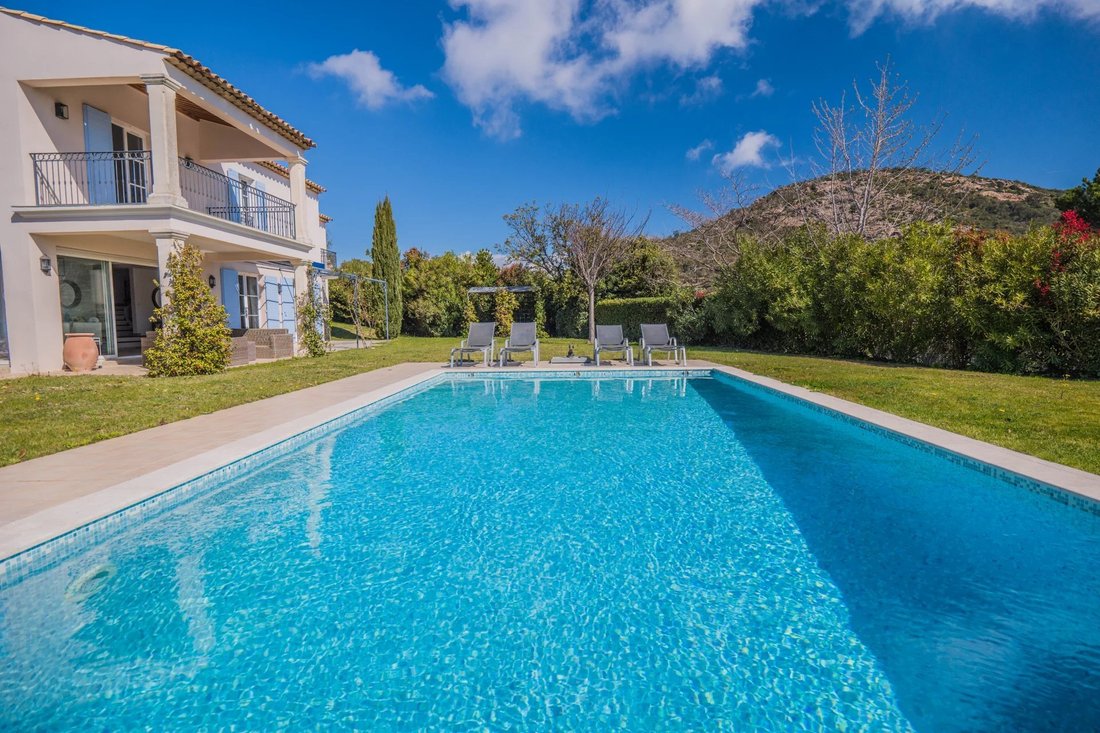 Villa in Grimaud, Provence-Alpes-Côte d'Azur, France 2 - 17347051