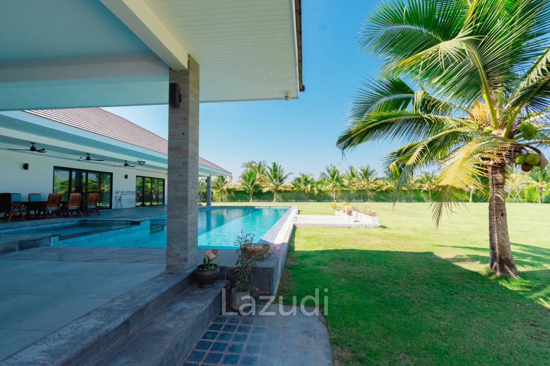Villa in Wang Pong, Prachuap Khiri Khan, Thailand 3 - 17340125