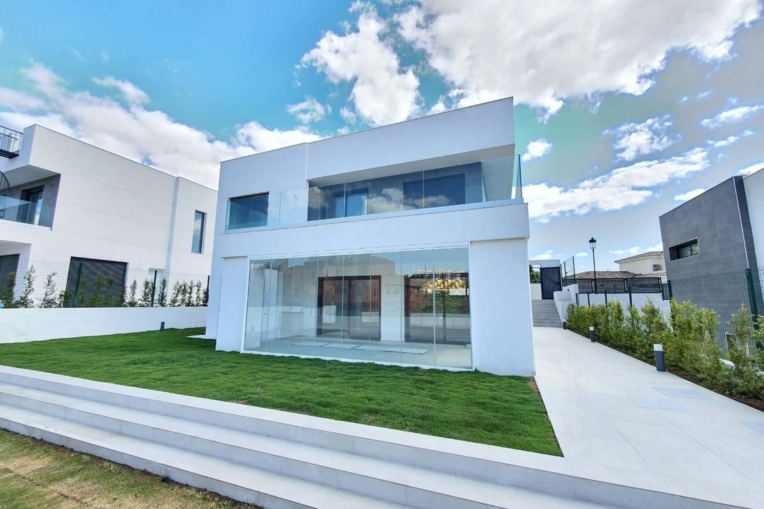 Villa in Manilva, Andalusia, Spain 2 - 17348633