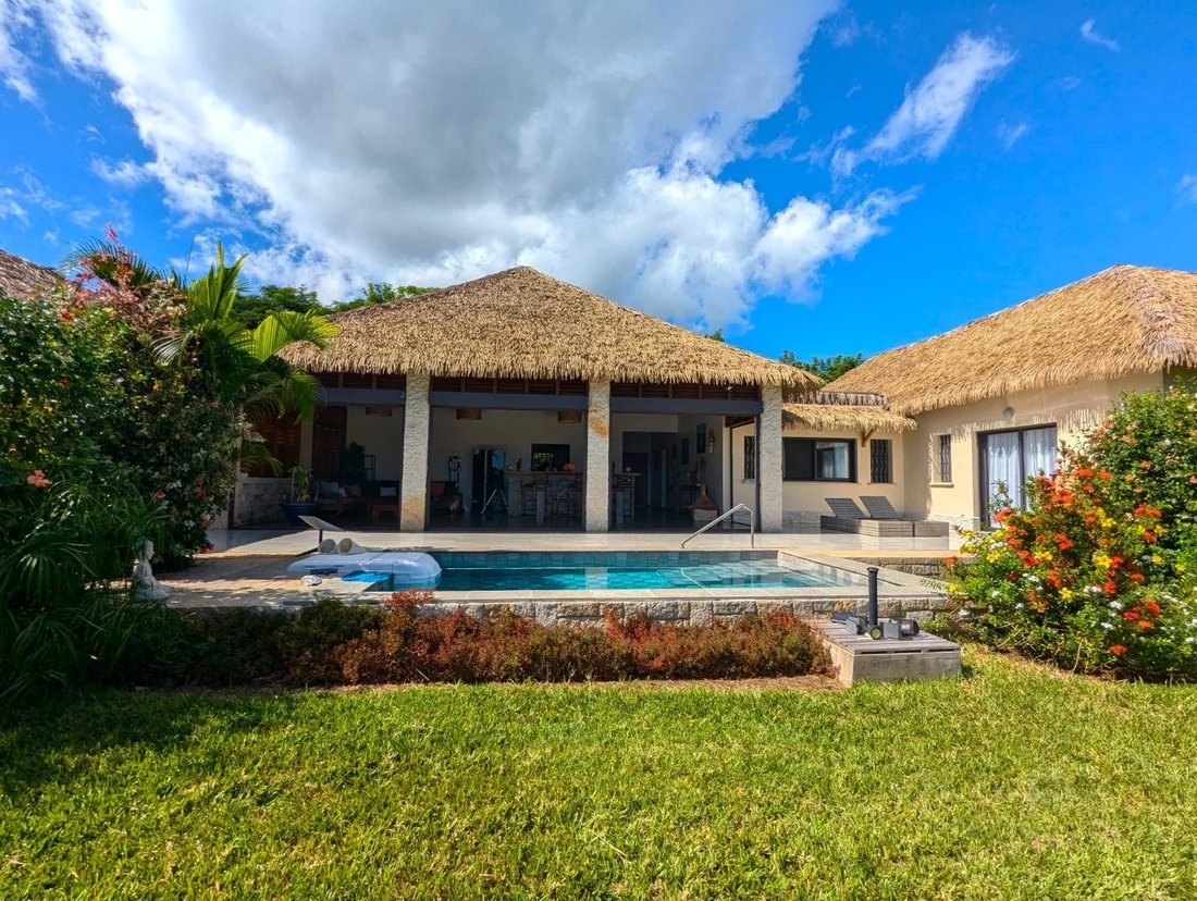 Villa in Ambodivato, Sava, Madagascar 1 - 17352636