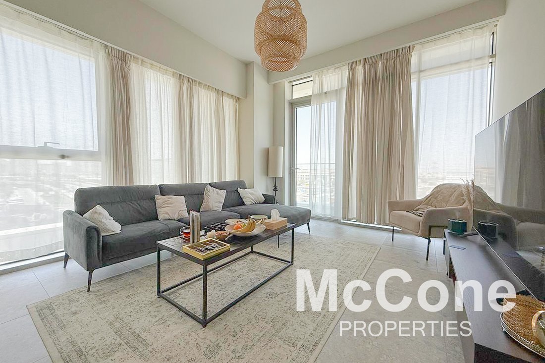 Apartment in Hadaeq Sheikh Mohammed Bin Rashid, Dubai, United Arab Emirates 2 - 17347369