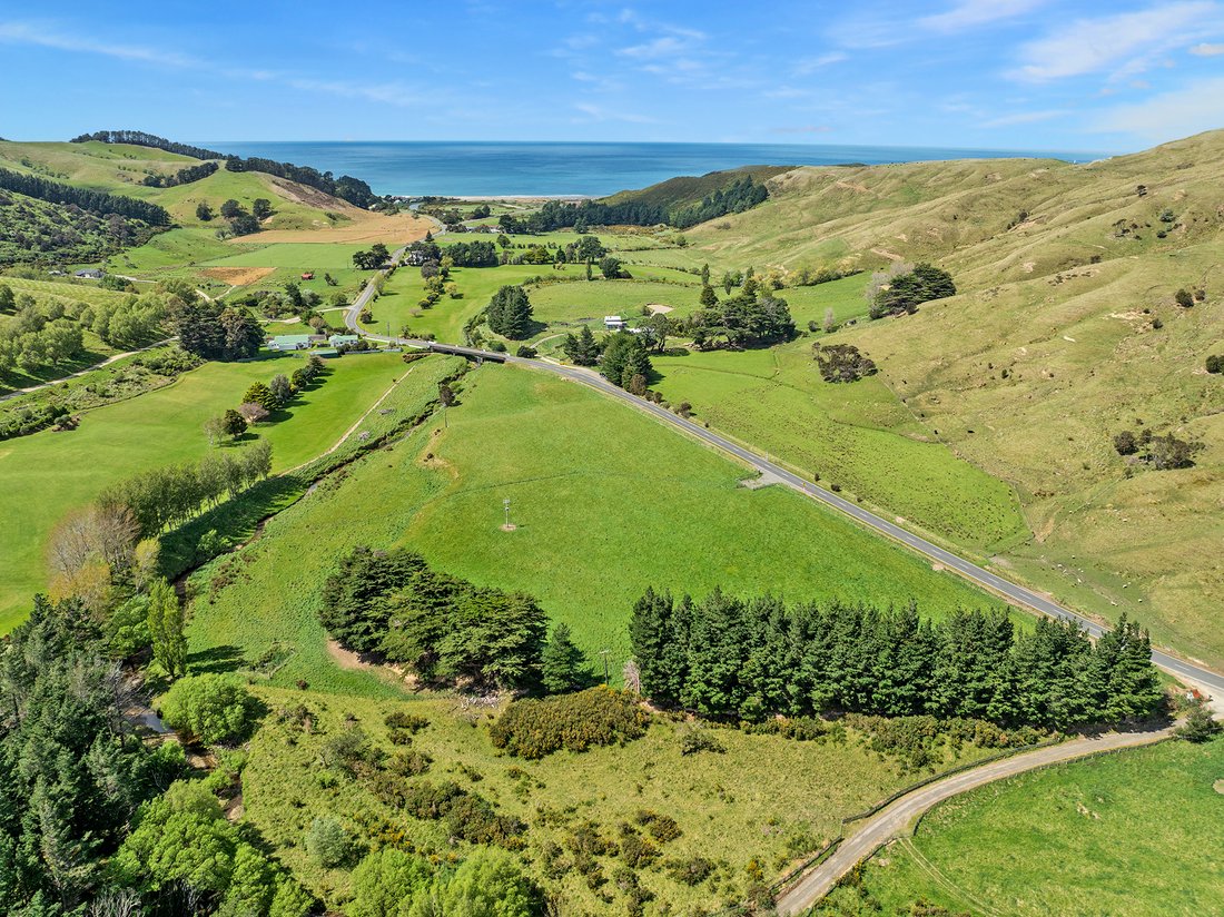 Land in Whakataki, Wellington, New Zealand 1 - 12886081