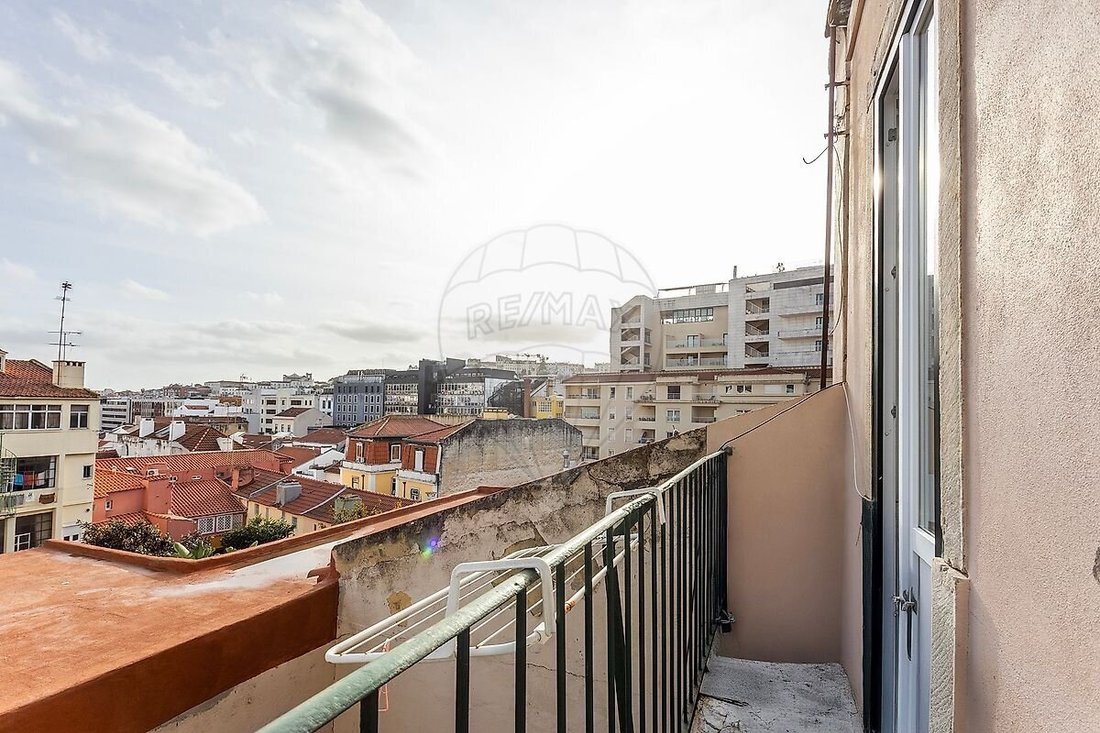Estate in Santo Antonio, Lisbon, Portugal 2 - 17355012