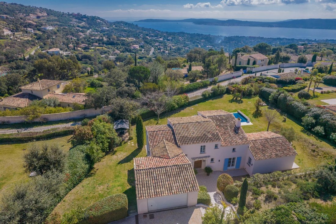 Villa in Grimaud, Provence-Alpes-Côte d'Azur, France 3 - 17347051