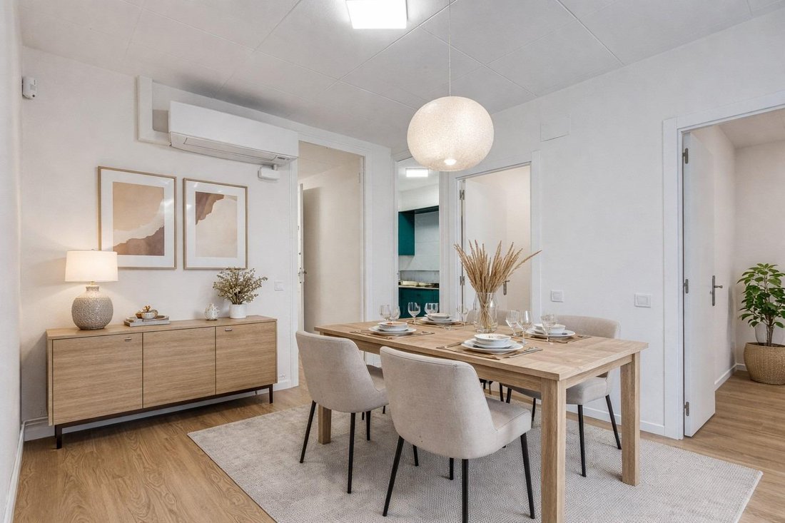 Apartment in Eixample, Barcelona, Spain 2 - 16371822