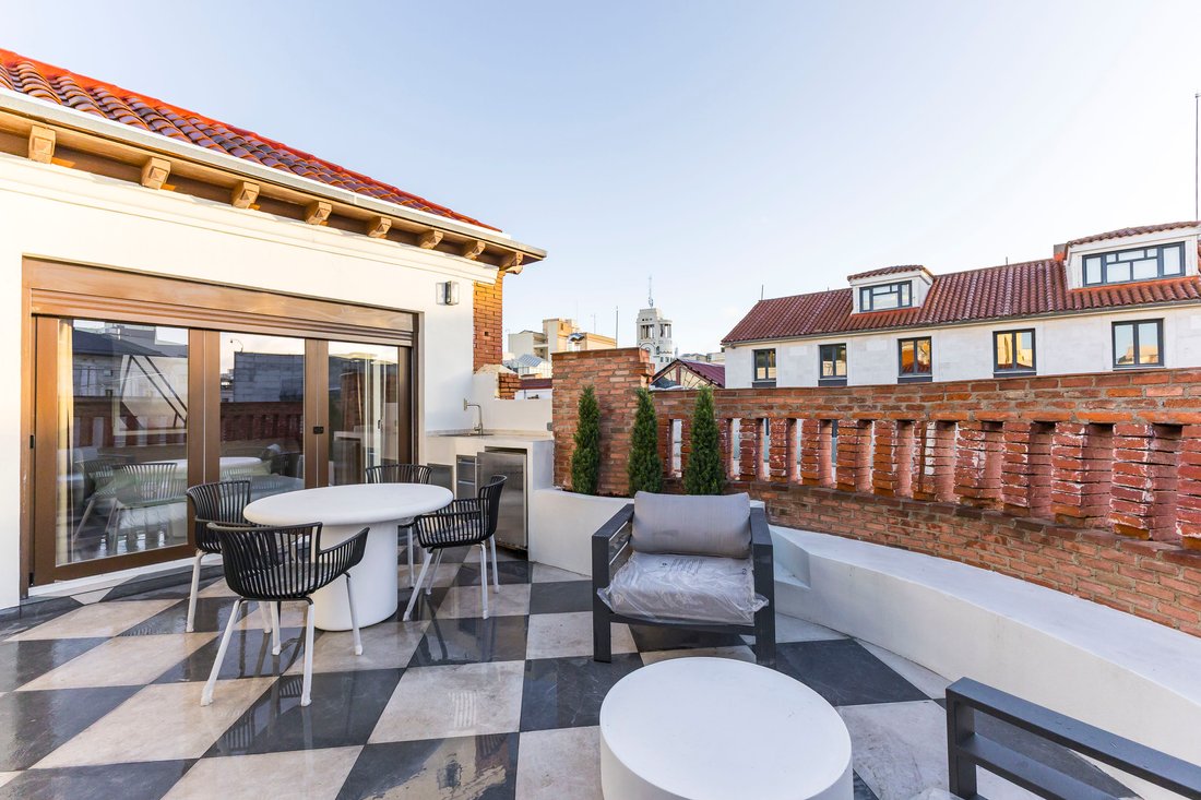 Apartment in Centro, Madrid, Spain 2 - 17352930