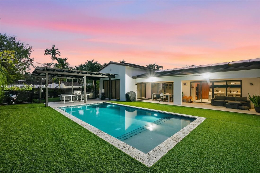 House in Miami, Florida, United States 1 - 17350287