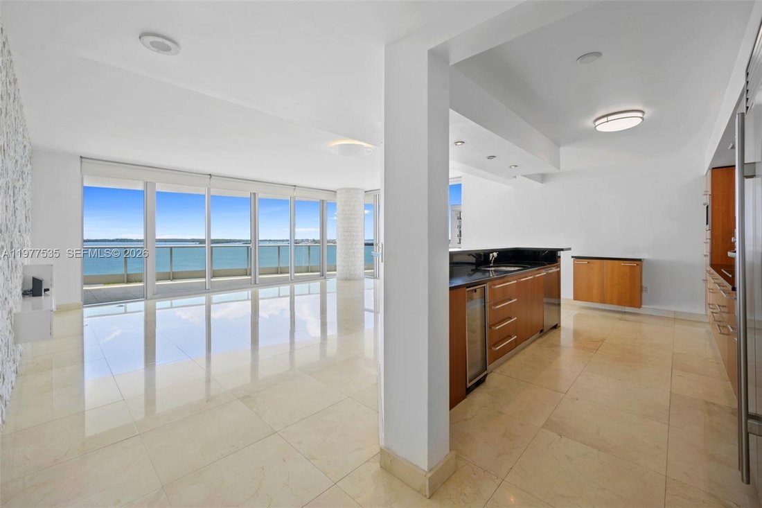 Condo in Miami, Florida, United States 5 - 17350301
