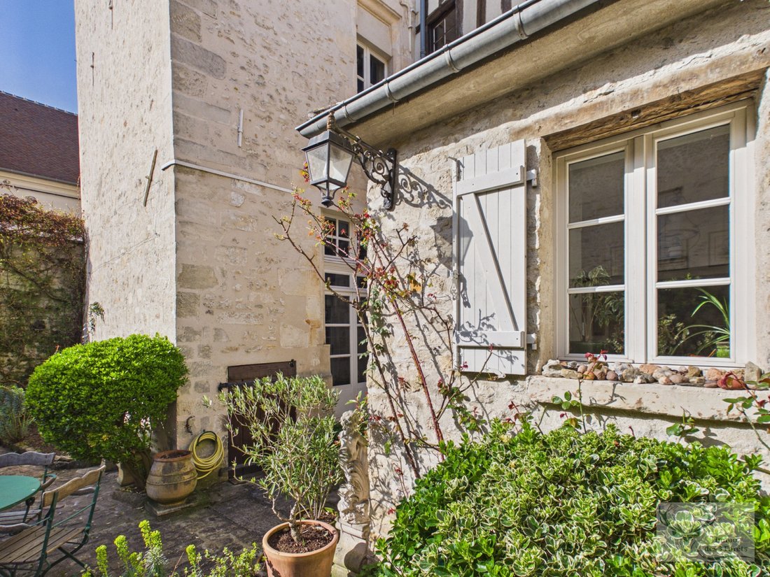 House in Senlis, Hauts-de-France, France 2 - 17348178