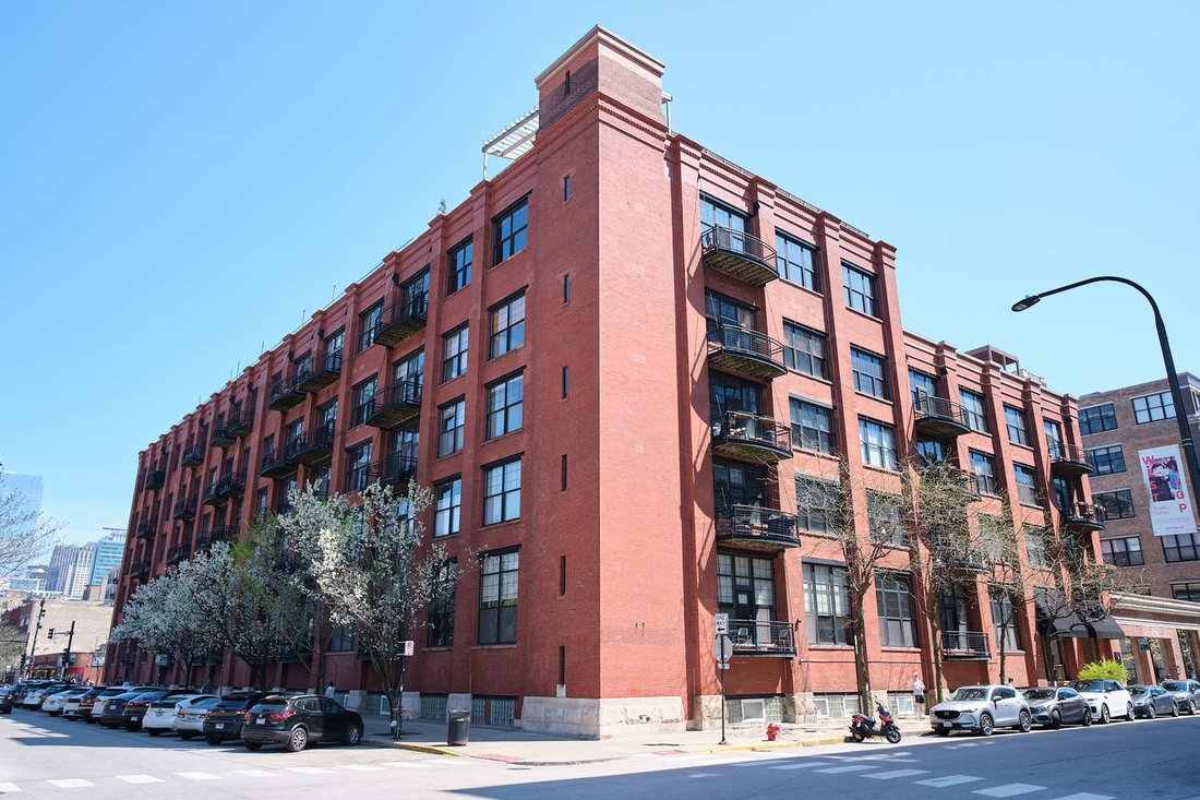 Condo in Chicago, Illinois, United States 1 - 17352257