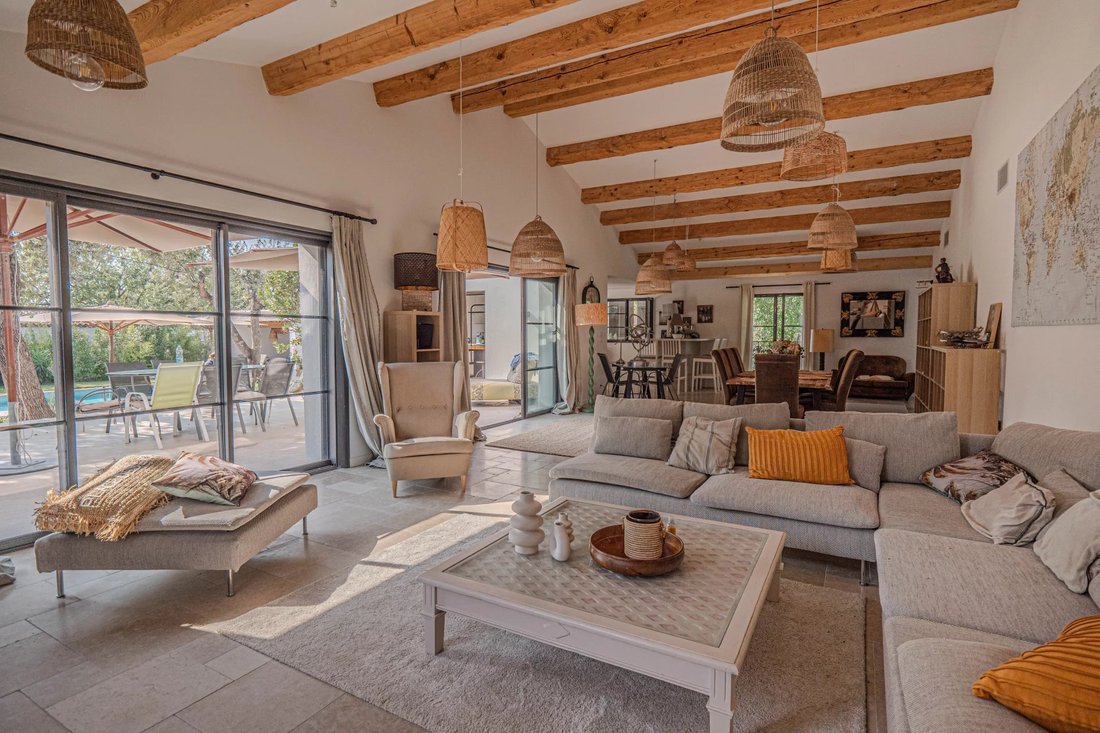 Villa in Grimaud, Provence-Alpes-Côte d'Azur, France 3 - 17347099