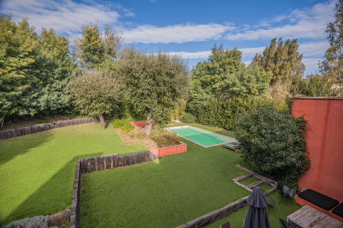 Villa in Grimaud, Provence-Alpes-Côte d'Azur, France 3 - 17347020