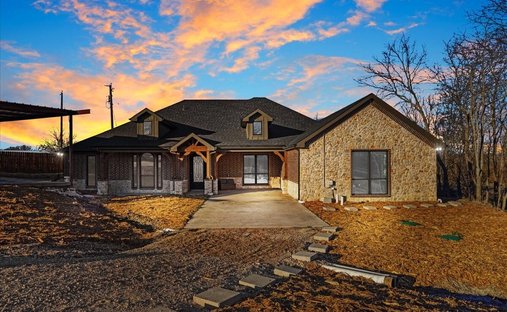 House in Van Alstyne, Texas, United States 1