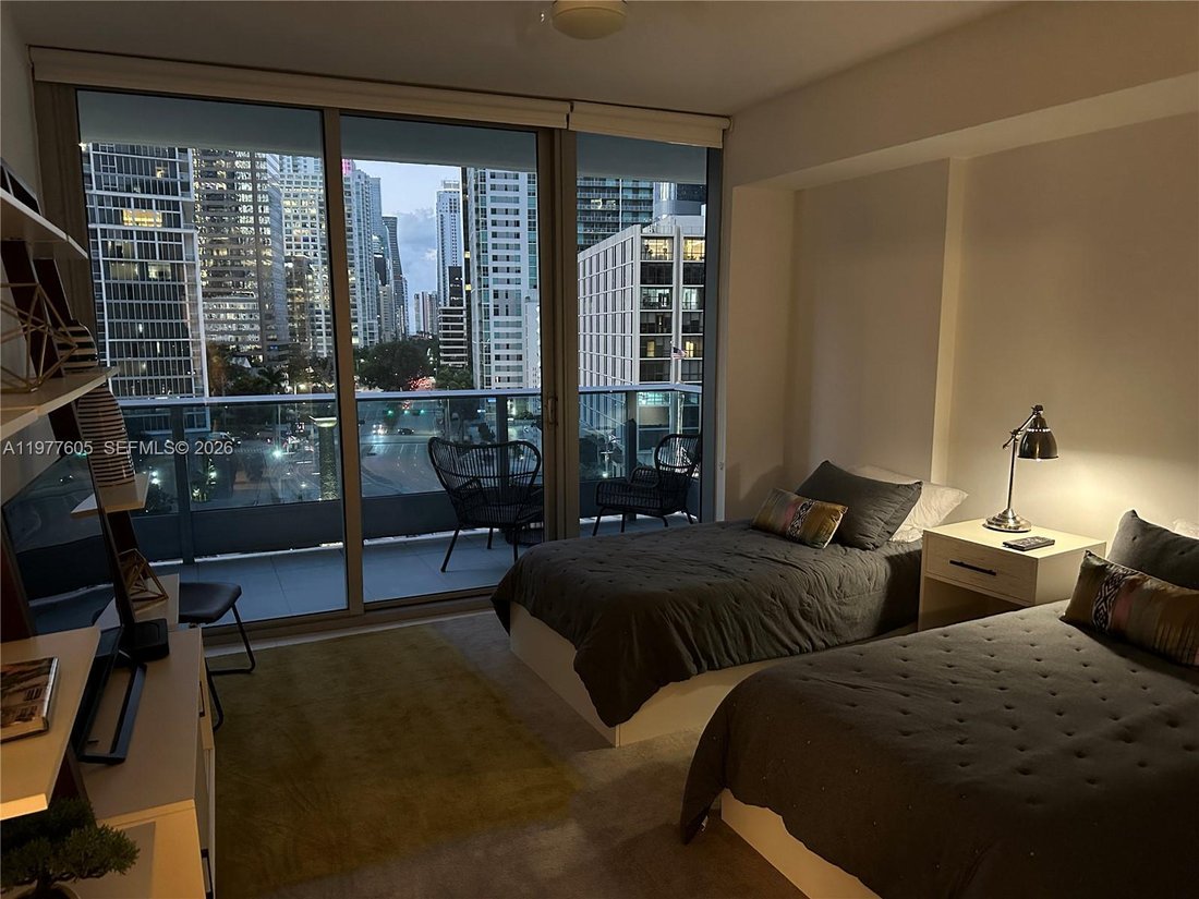 Condo in Miami, Florida, United States 5 - 17353944