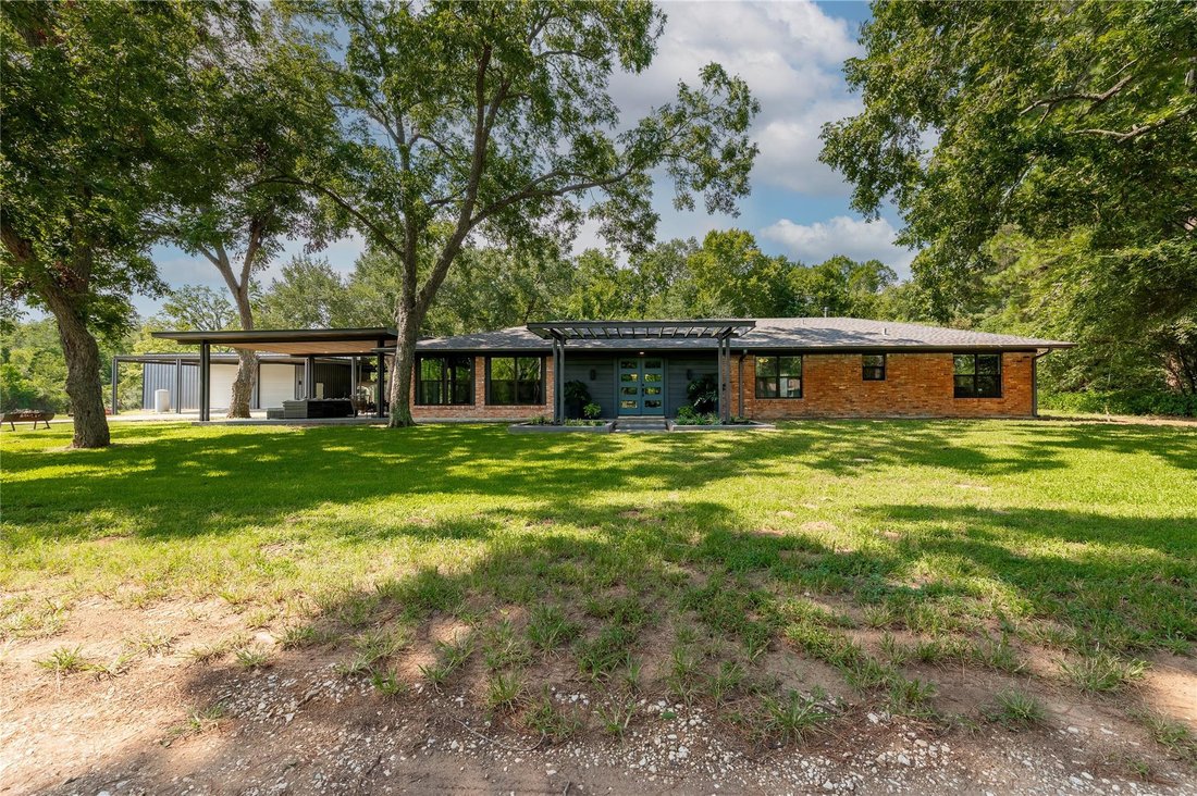 House in Caldwell, Texas, United States 3 - 17350993