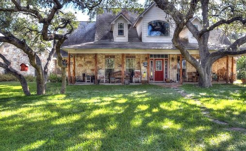 House in Rio Frio, Texas, United States 1