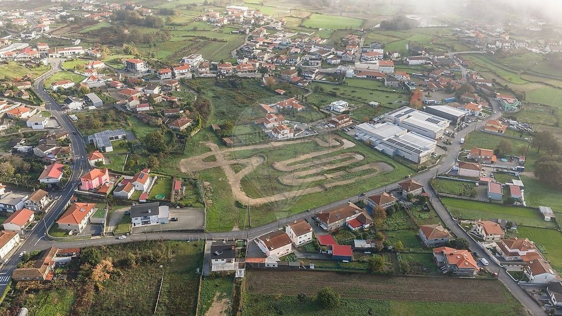Land in Sanfins Lamoso Codessos, Porto District, Portugal 2 - 17354356