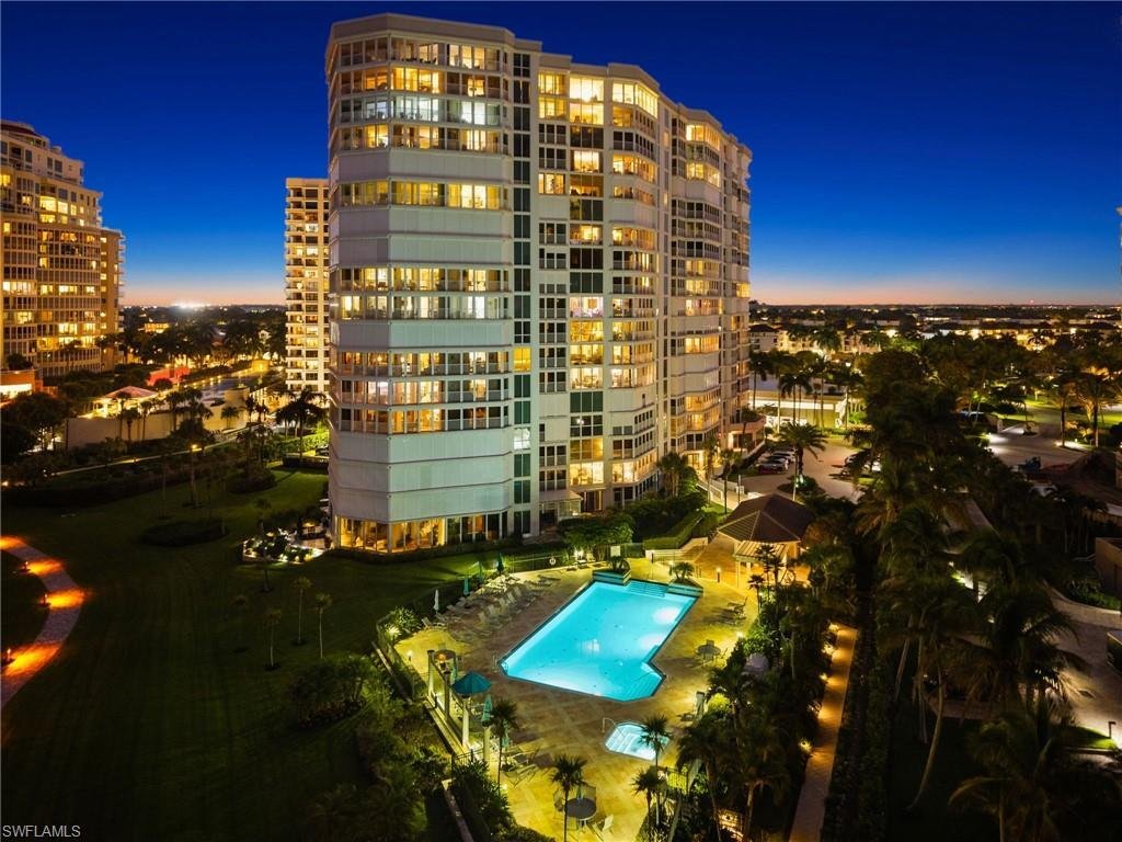 Condo in Naples, Florida, United States 2 - 17356038