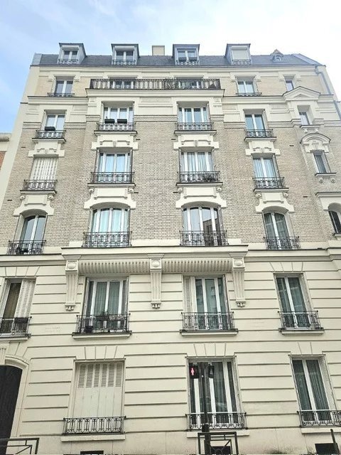 Apartment in Arrondissement of Bobigny, Ile-de-France, France 2 - 17339948