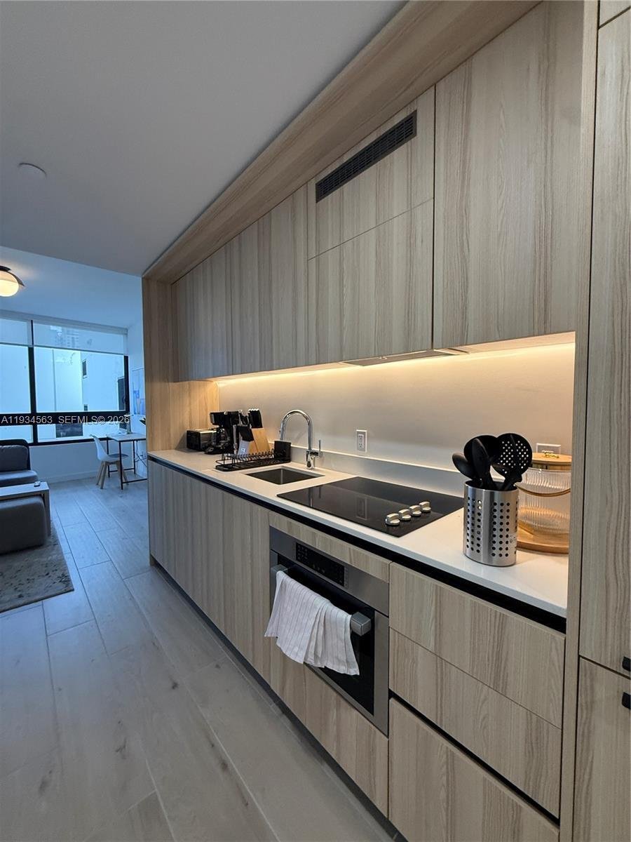 Condo in Miami, Florida, United States 3 - 16854344