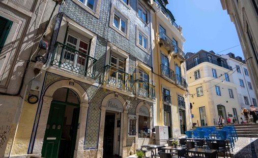 Apartment in Misericordia, Lisbon, Portugal 1