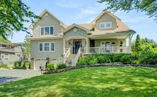 House in Oceanport, New Jersey, United States 1