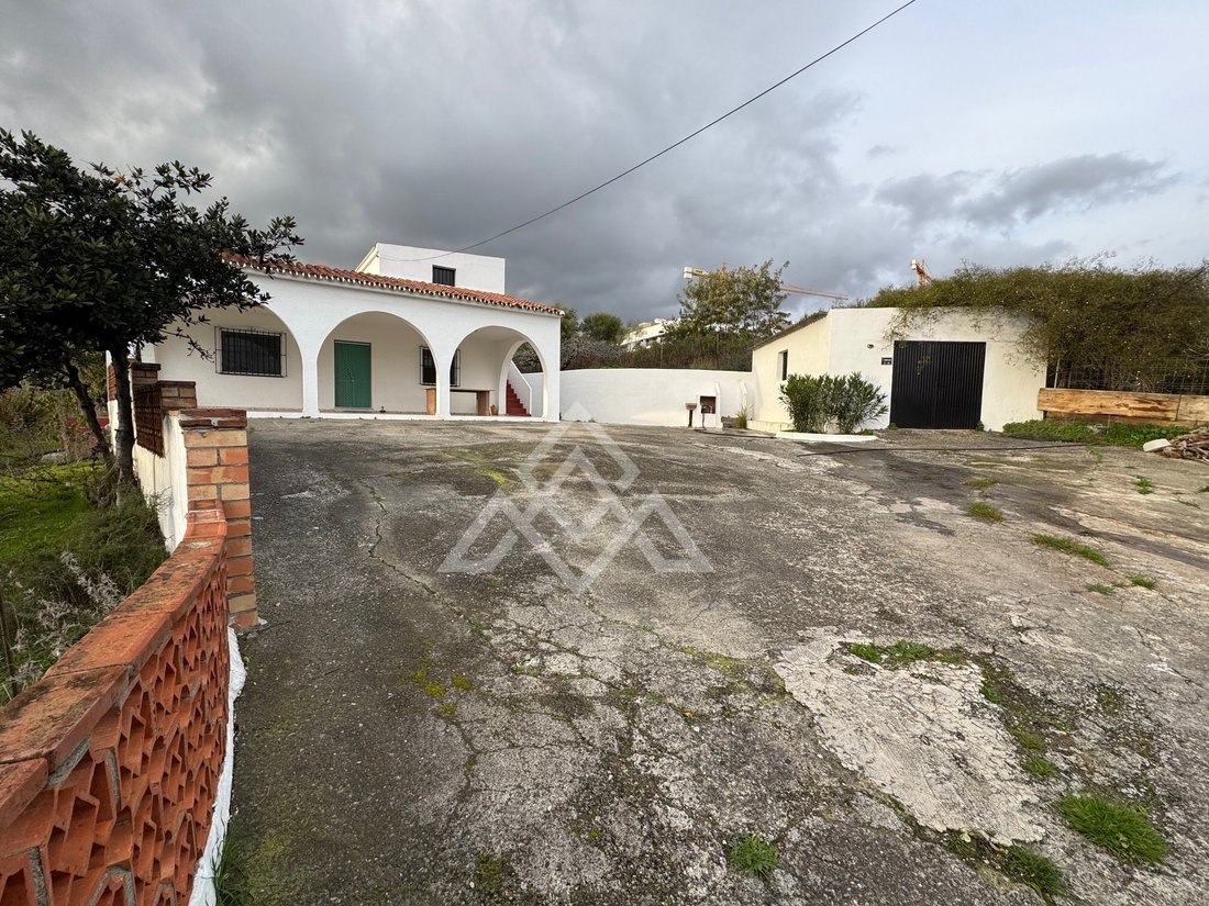 Finca in Estepona, Andalusia, Spain 2 - 17348979