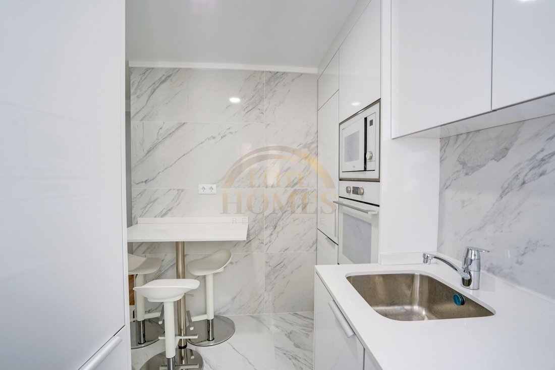 Apartment in Misericordia, Lisbon, Portugal 5 - 17355775