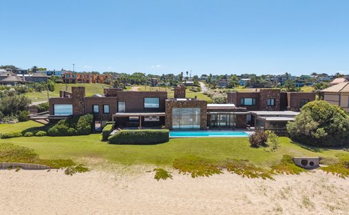 House in El Chorro, Maldonado Department, Uruguay 1