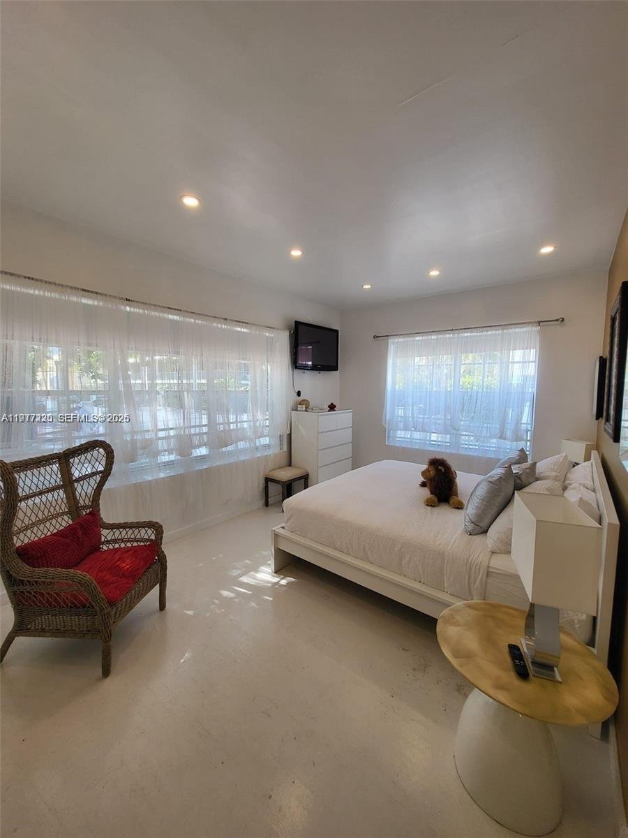 Co Op in Miami Beach, Florida, United States 5 - 17350265