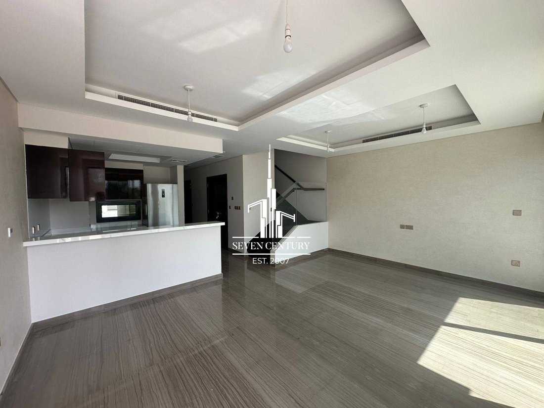 Villa in Damac Hills, Dubai, United Arab Emirates 4 - 17348574