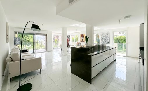 Apartment in Cap Martin, Roquebrune-Cap-Martin, France 1