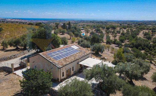 Villa in Zentrum, Noto, Sizilien 1