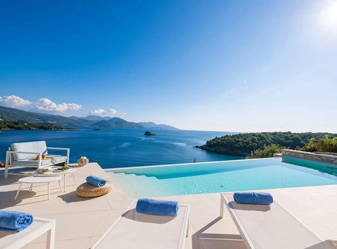 Villa in Igoumenitsa, Epirus and Western Macedonia, Greece 1 - 17355076