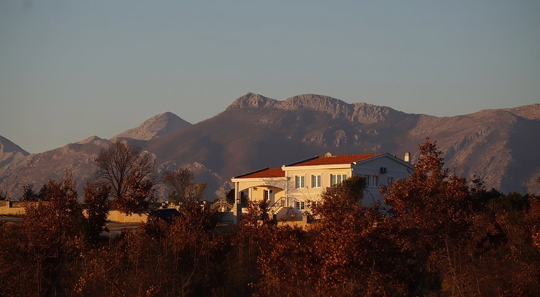 Villa in Ulcinj, Ulcinj Municipality, Montenegro 2 - 17356064