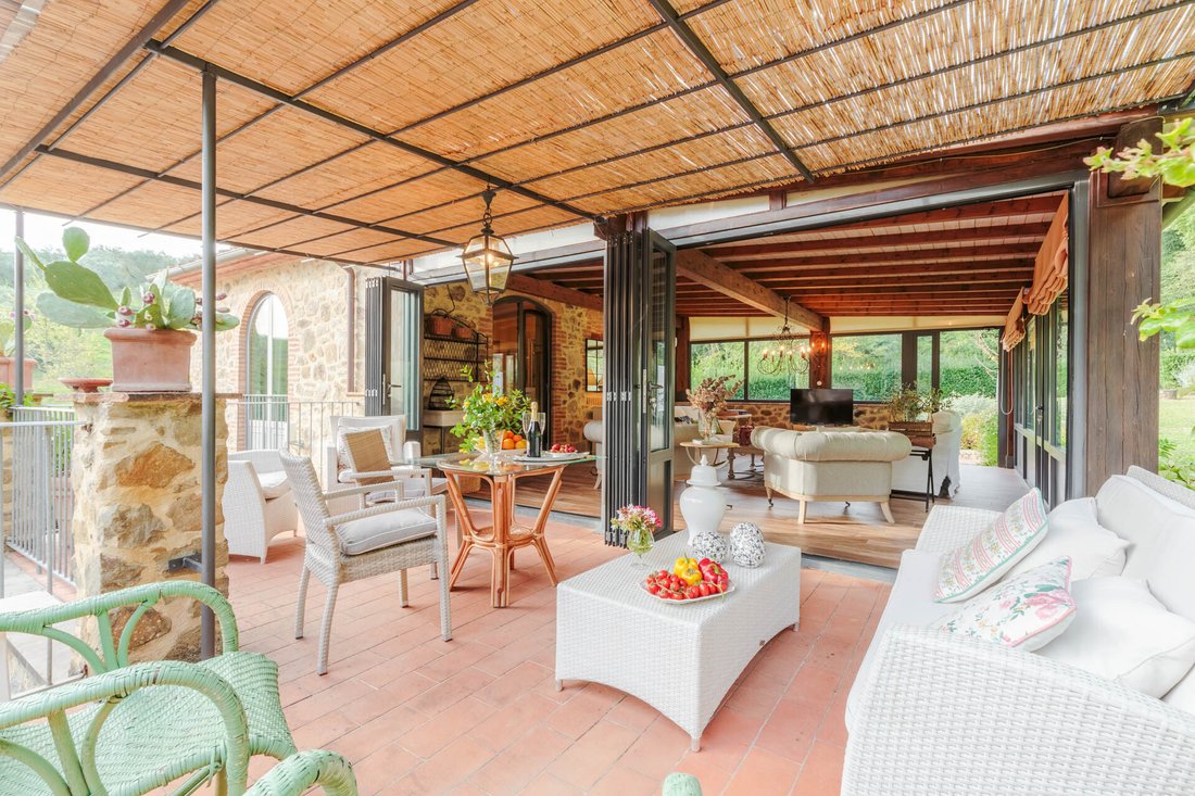 Villa in Lamporecchio, Tuscany, Italy 4 - 17355998