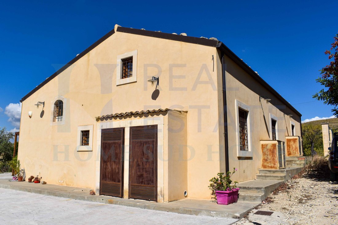 Villa in Center, Noto, Sicily 5 - 17356001