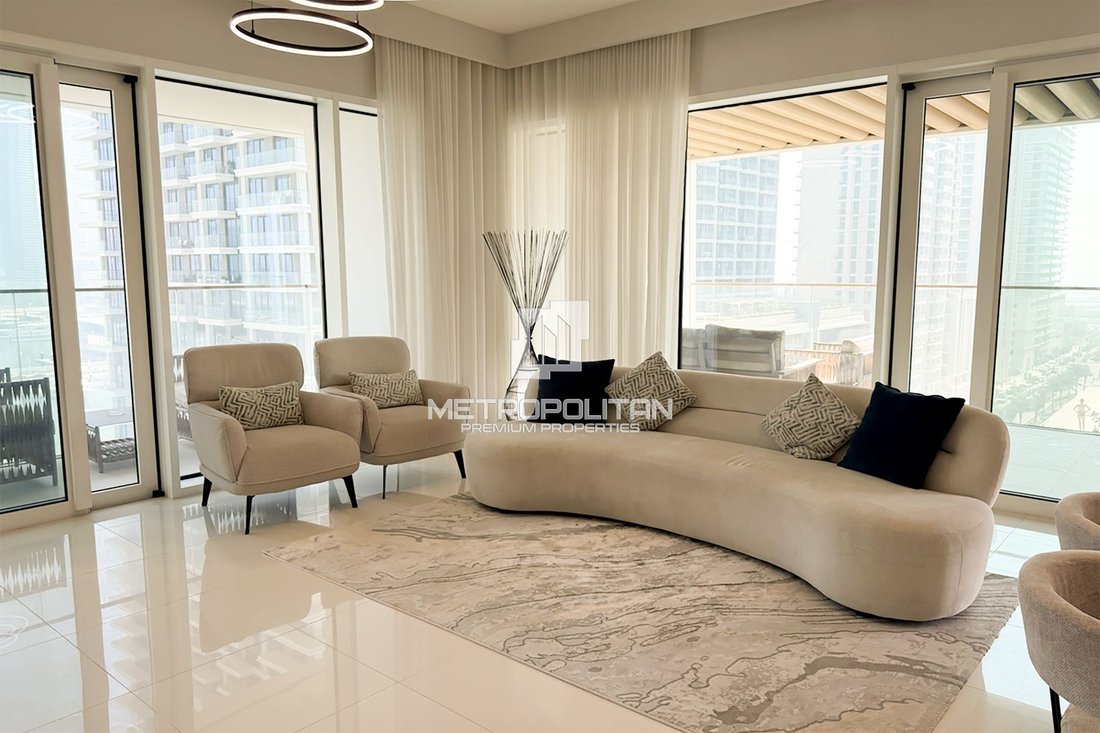 Apartment in Dubai Harbour, Dubai, United Arab Emirates 3 - 17358344