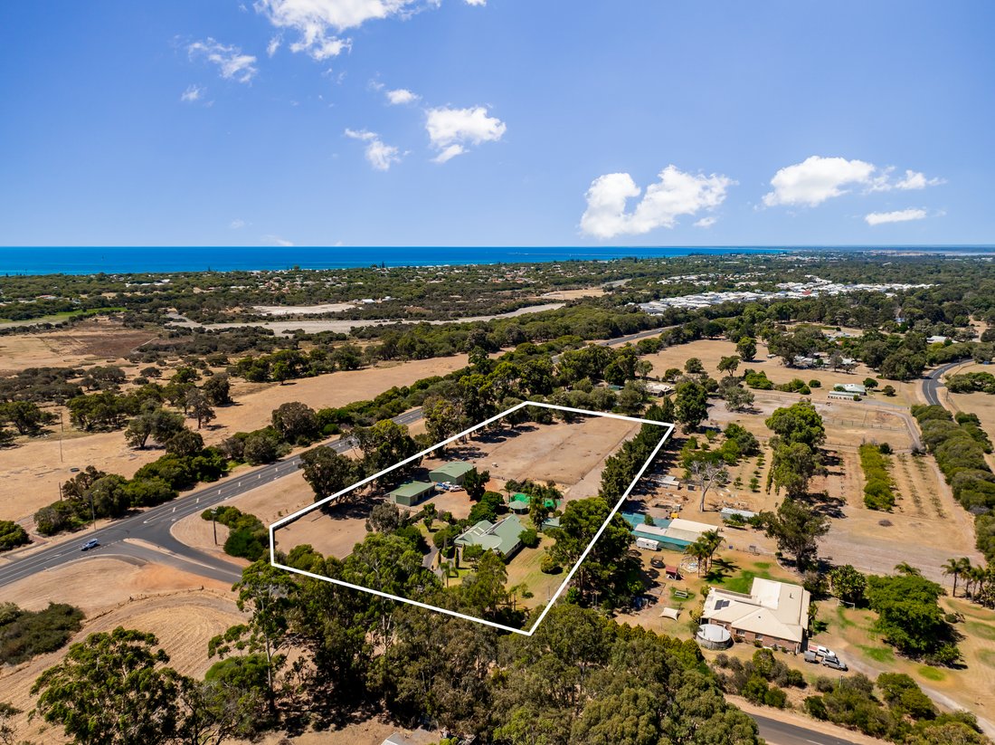 House in Vasse, Western Australia, Australia 1 - 17367675