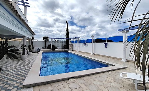 House in Olhos de Agua, Algarve, Portugal 1