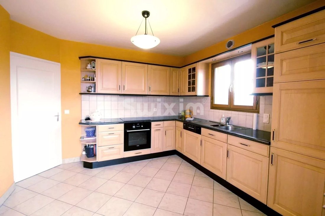 House in Archamps, Auvergne-Rhône-Alpes, France 5 - 16696984