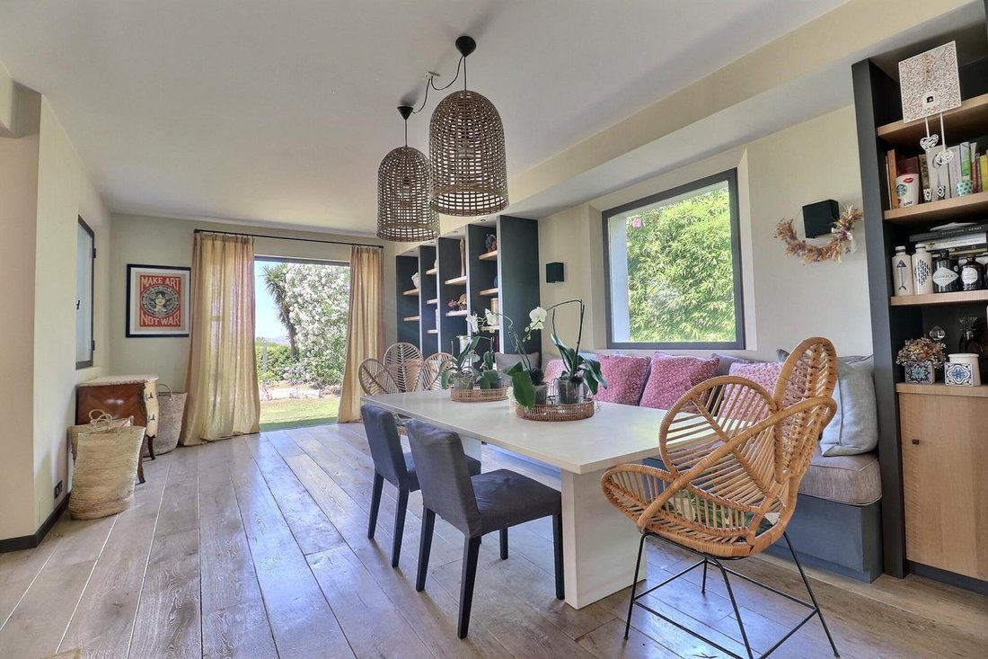 Villa in Zone Ouest Urbaine, Saint-Tropez, France 5 - 17358202