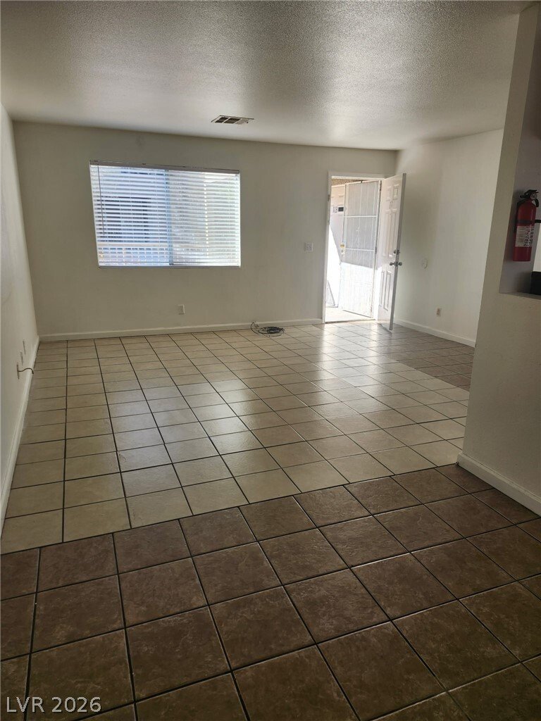Las Vegas, Nevada, United States 4 - 17370500